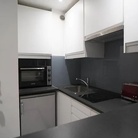Cosy Apt For 2 Near Batignolles Διαμέρισμα